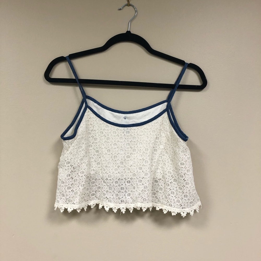 Flowy Pattern Tank - Picture 2 of 4